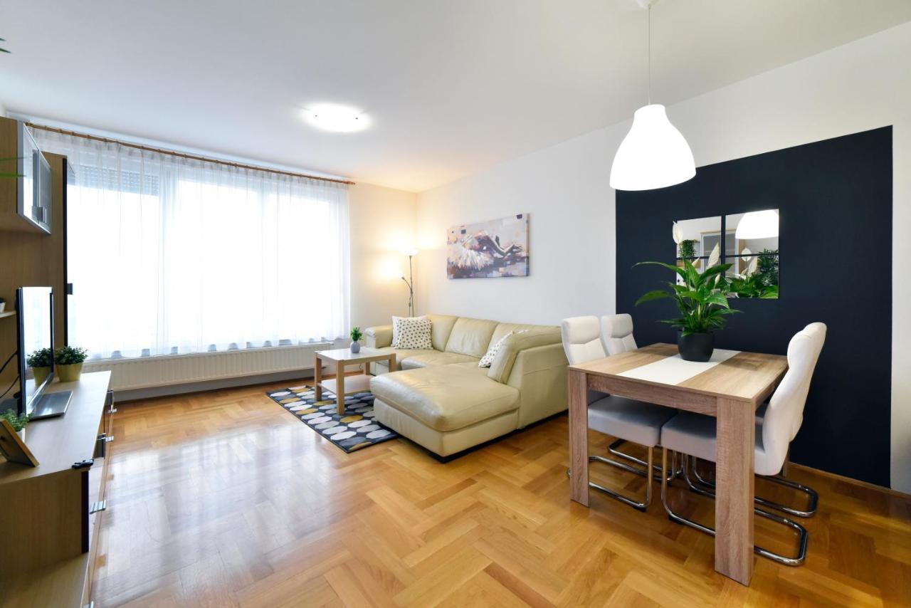 Apartment Stadium Zagreb Bagian luar foto